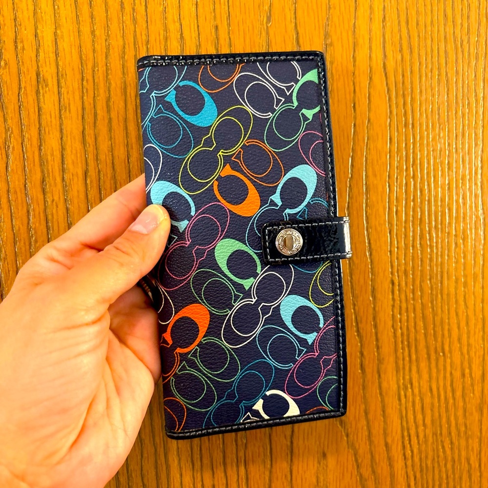Coach Multicolored Signature Navy Blue Snap Closure - Slim Bi Fold Wallet - EUC